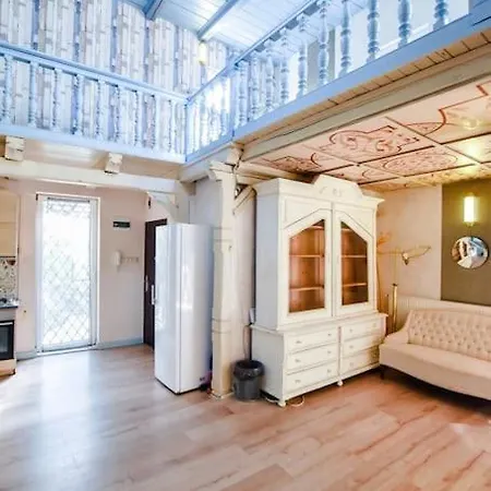 Cityscape Budget Mansion * بودابست